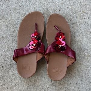 FitFlop Women's Burgundy Sequin Sandals